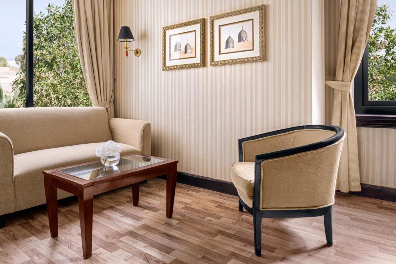 Intercontinental Riyadh By Ihg Luaran gambar A room at the hotel