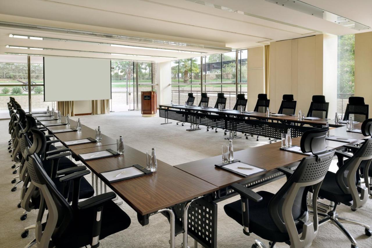 Intercontinental Riyadh By Ihg Luaran gambar A meeting room