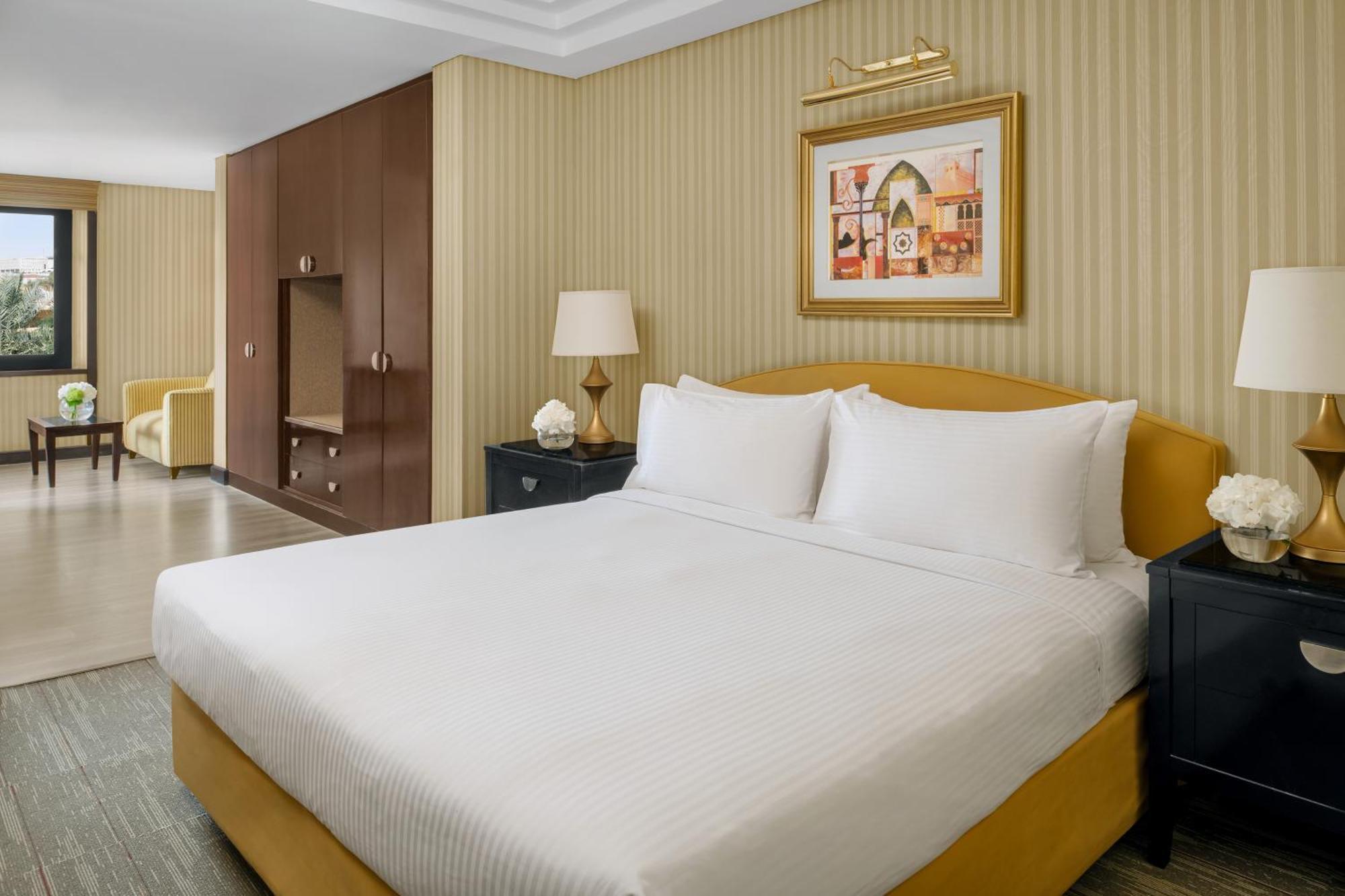 Intercontinental Riyadh By Ihg Luaran gambar A bedroom at the hotel